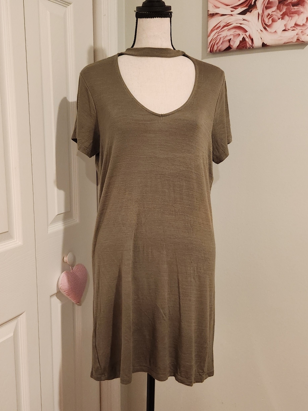 G by Guess Olive Green Short Sleeve Choker Neck Dress
